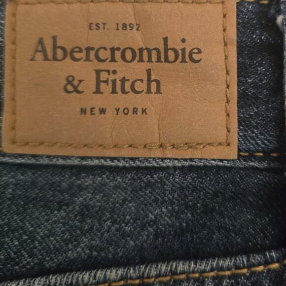 Ambercrombie & Fitch Whiskering Distressed Frayed Hem Shorts Women's 4 - 27 - Picture 3 of 5